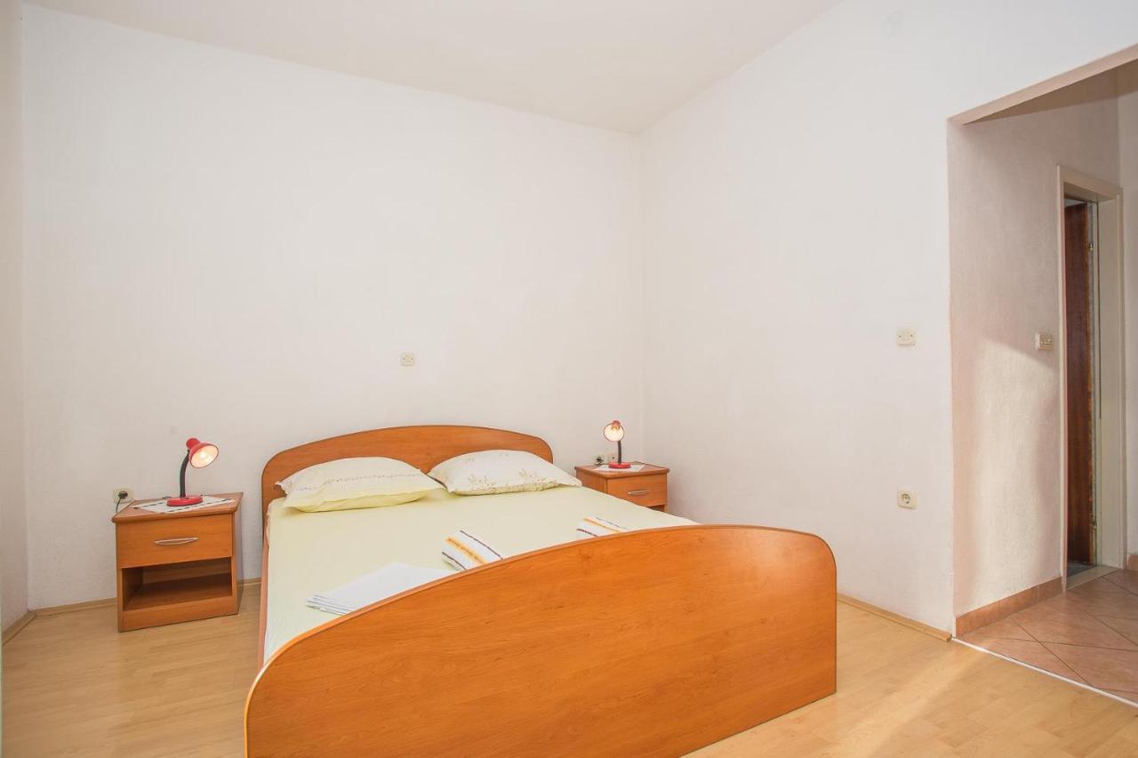 Apartments Nuic 748 Makarska Exterior foto